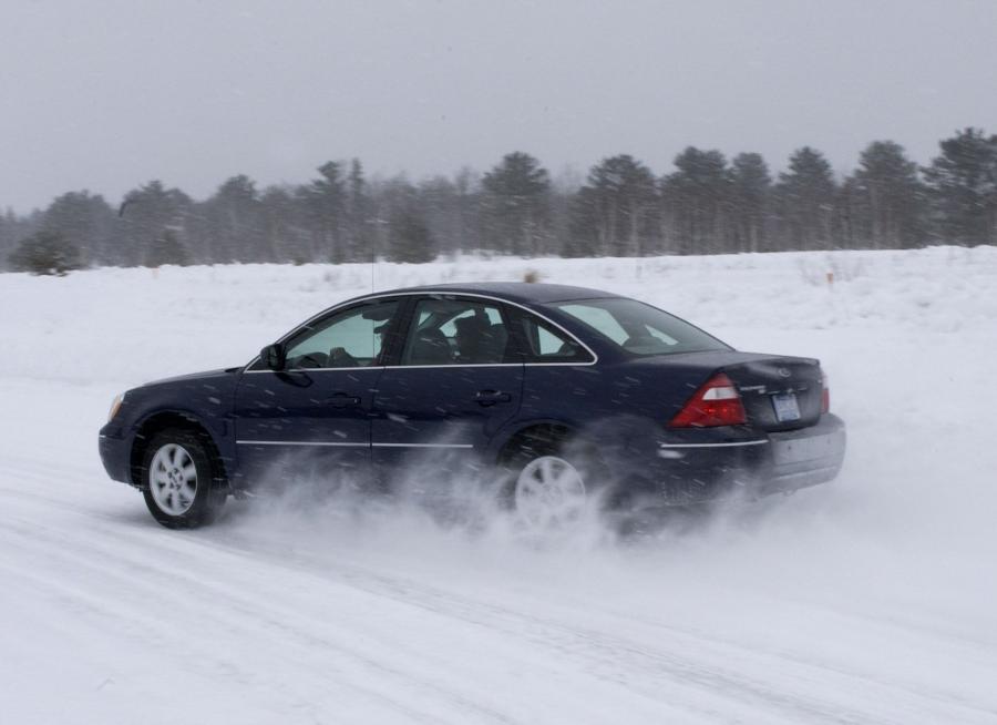  Ford Five Hundred 2005 года  (фото 6 из 99)